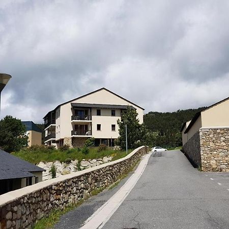 Charmant Studio Face Aux Pyrenees 丰罗穆 外观 照片